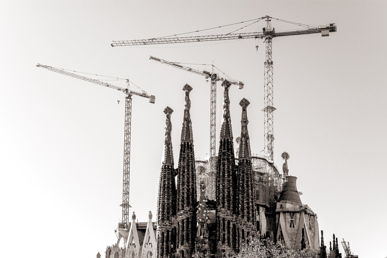 Sagrada Familia, Bažnyčia, Katedra, Sagrada, Gaudi, Barcelona, Ispanija, Statomas, Pastatas, Bokštai
