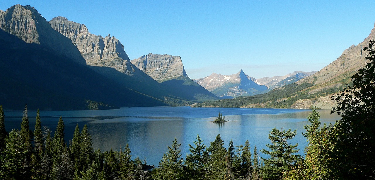 Šventojo Mario Ežeras, Ežeras, Vanduo, Kalnai, Kraštovaizdis, Vaizdingas, Ledynas Nacionalinis Parkas, Montana, Usa, Miškas