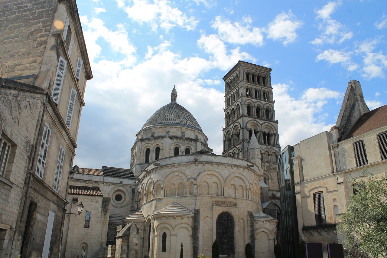 Šventojo Tvirtovės Katedra, Angoulême, France, Charente, Bažnyčia, Katedra, Netipinė Bažnyčia, Pierre, Kupolas, Nemokamos Nuotraukos