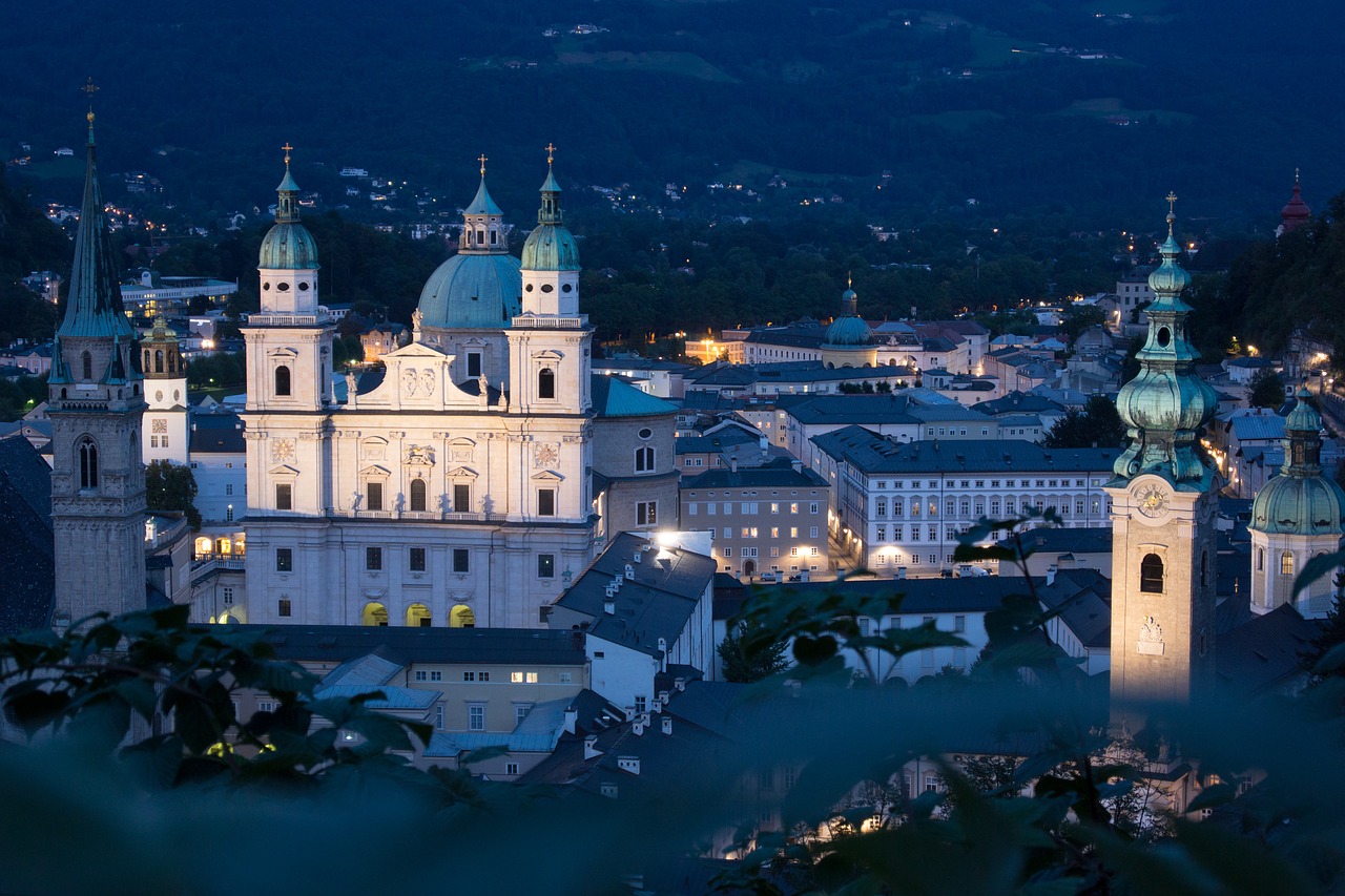 Salzburg, Austria, Mönchberg, Senamiestis, Salzburgo Katedra, Architektūra, Naktinė Nuotrauka, Pastatas, Dom, Centro