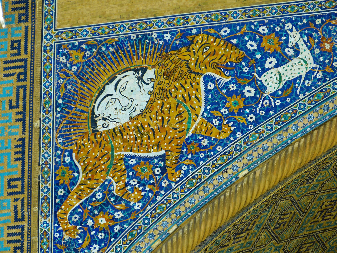 Samarkandas, Registruojantis Kvadratas, Uzbekistanas, Sher Dor Madrassah, Tigras, Liūtas, Mitinės Būtybės, Mozaika, Smėlio Vieta, Erdvė