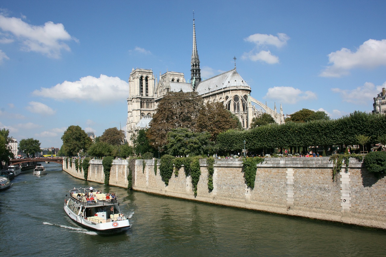 Sanchez, Notre Dame, Paris, Upė Seine, Valtis, Nemokamos Nuotraukos,  Nemokama Licenzija