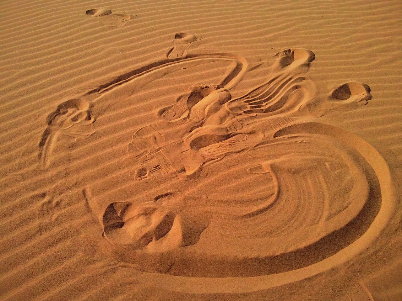Smėlis, Dykuma, Wadi Rum, Vėjas, Nemokamos Nuotraukos,  Nemokama Licenzija