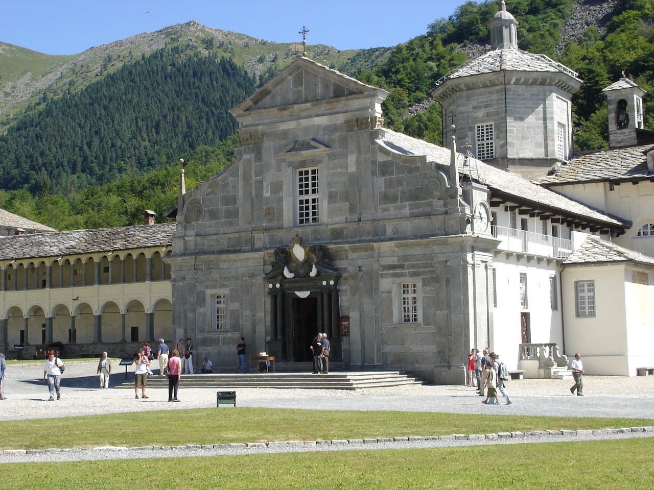 Santuario Di Oropa, Bažnyčia, Italy, Oropa, Šventyklos, Nemokamos Nuotraukos,  Nemokama Licenzija
