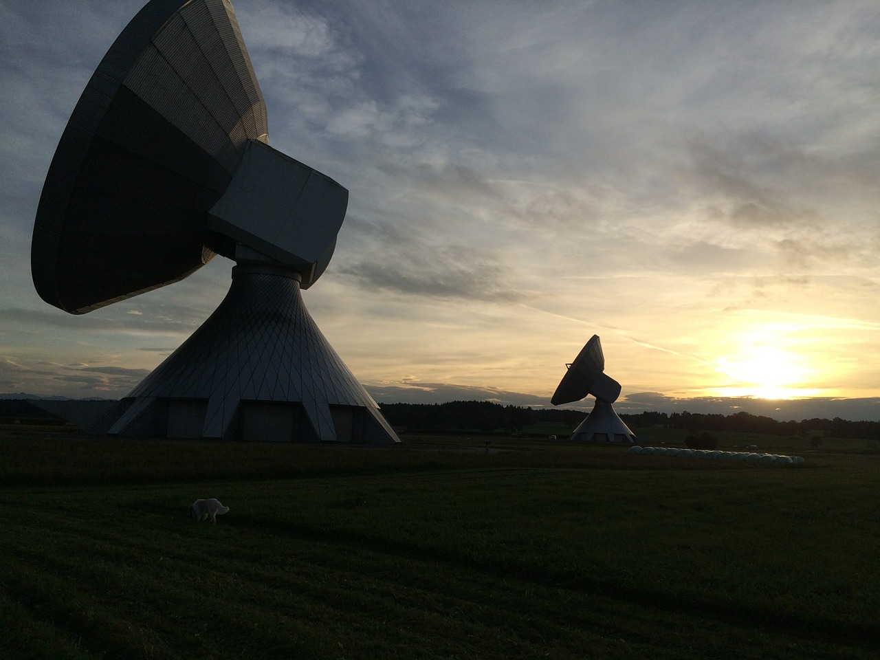 Satelietenanlage, Palydovinė Lėkštė, Radaro Indas, Radaras, Teleskopas, Paraboliniai Veidrodėliai, Siųstuvas, Imtuvas, Saulėlydis, Ammersee