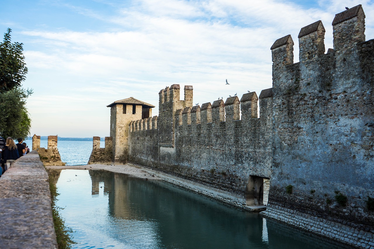 Skaligerio Pilis, Ežero Garda, Sirmione, Italy, Ispanų, Tvirtovė, Europa, Lombardija, Vanduo, Turizmas