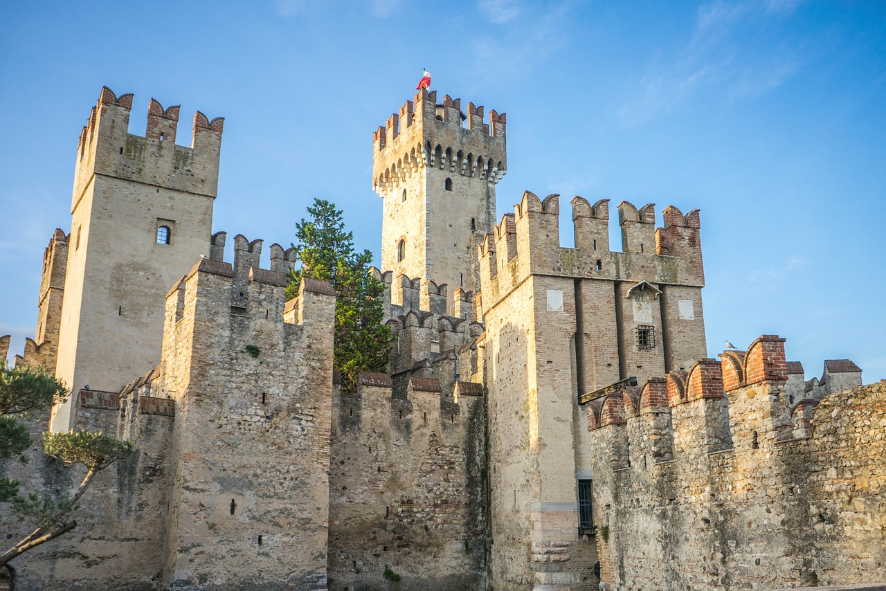 Skaligerio Pilis, Ežero Garda, Sirmione, Italy, Ispanų, Pilis, Tvirtovė, Lombardija, Turizmas, Bokštas