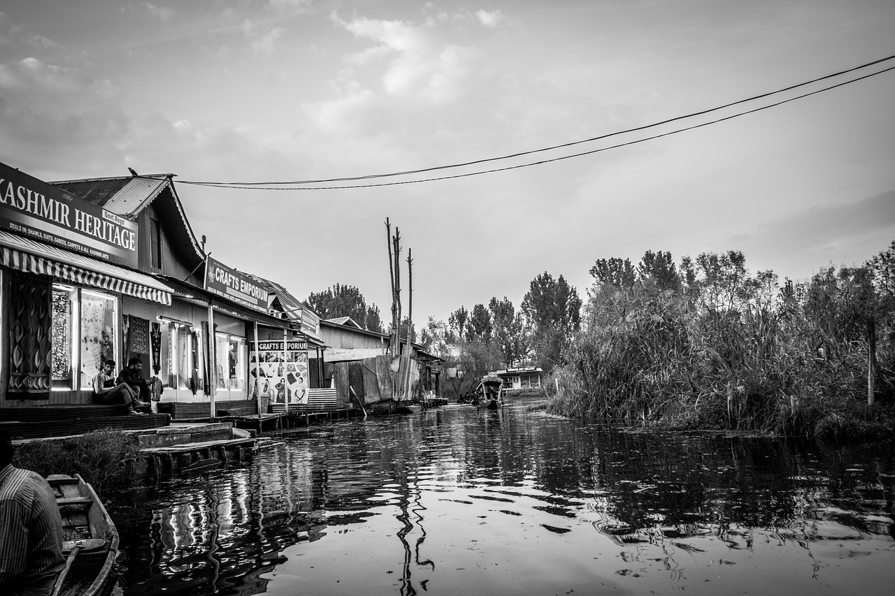 Scena, Vanduo, Dal Ežeras, Tapetai, Juoda Ir Balta, Kašmyras, Vakaras, Shikara, Naminiai Valtys, Plaukiojantys Namai