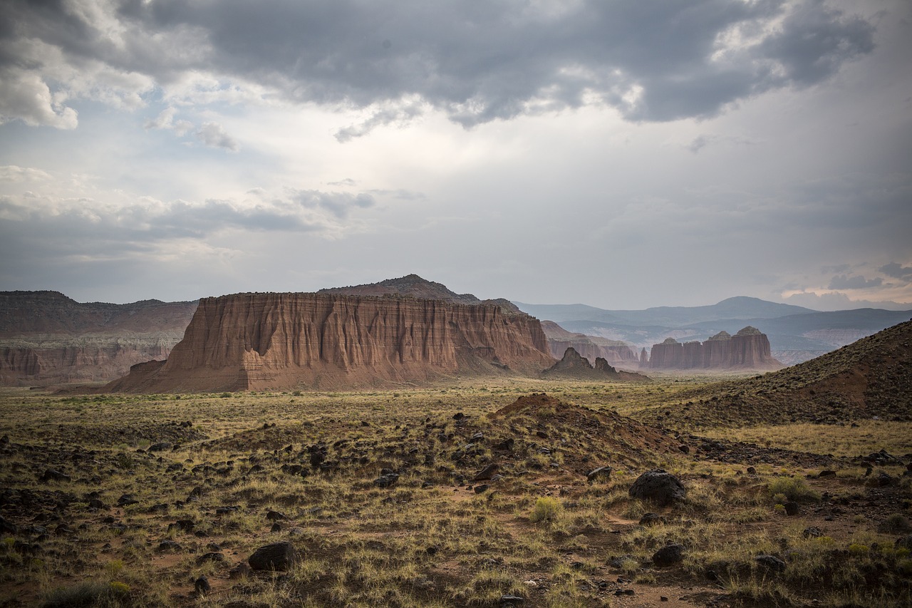 Vaizdingas, Kraštovaizdis, Panorama, Viršutinė Katedros Slėnis, Capitol Reef Nacionalinis Parkas, Utah, Usa, Debesuota, Dykuma, Lauke