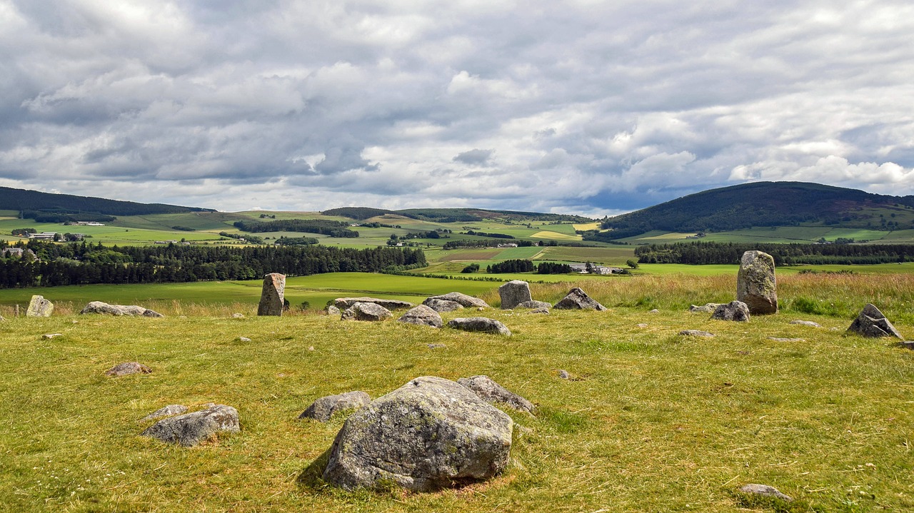 Škotija, Aberdeenshire, Dee-Tal, Akmeninis Ratas, Senas, Istoriškai, Mistinis, Dangus, Debesys, Pieva