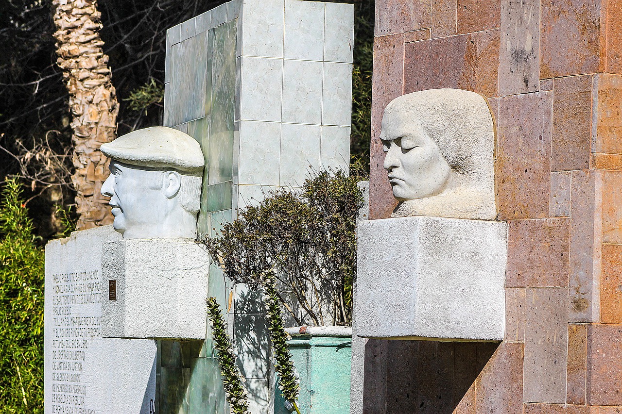Skulptūros, Pablo Neruda, Gabriela Mistral, Čile, Nemokamos Nuotraukos,  Nemokama Licenzija