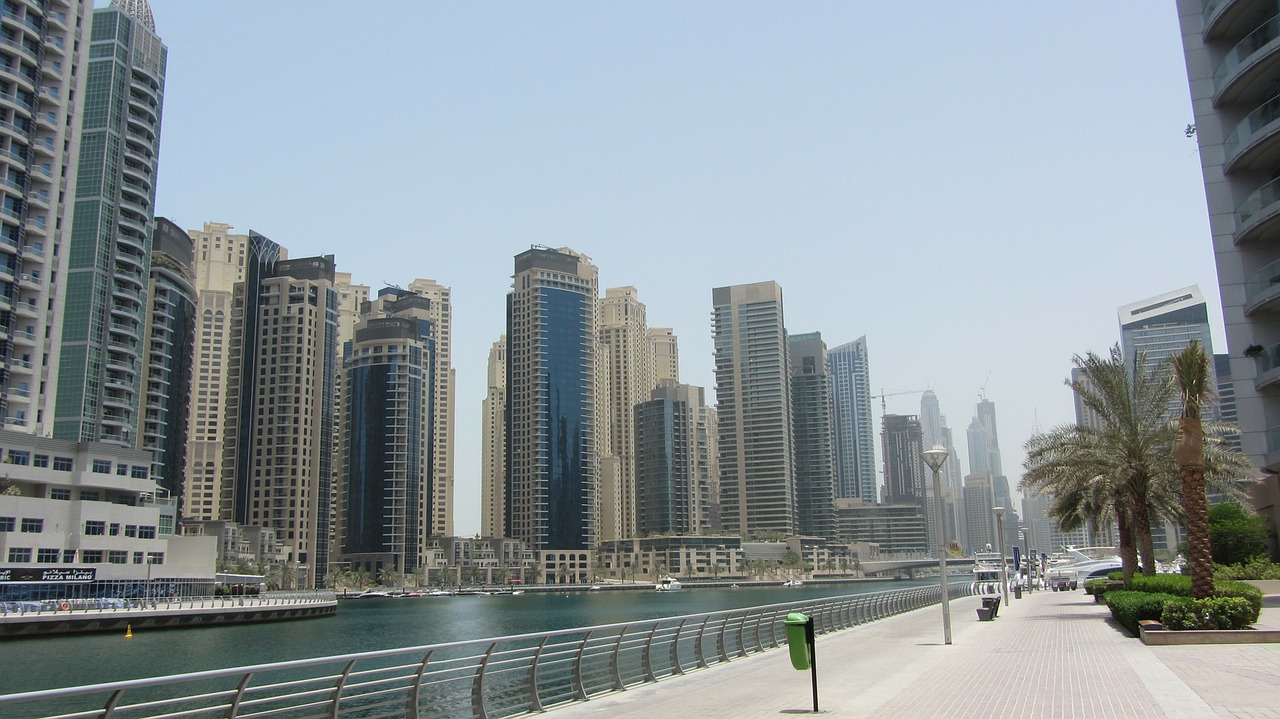 Jūra, Miestas, Pastatai, Uostas, Dangoraižis, Papludimys, Dubai, Dangus, Mėlynas, Architektūra