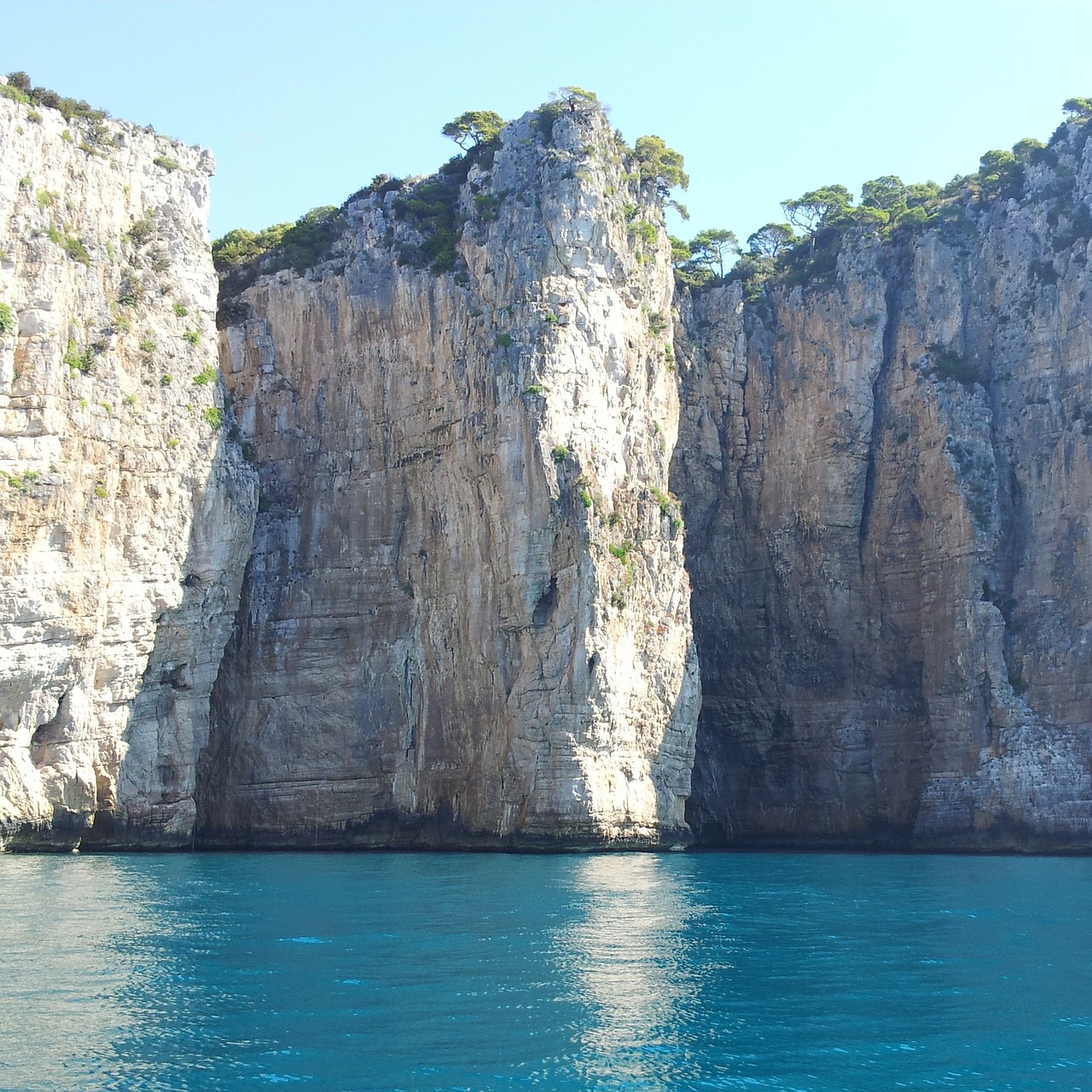 Jūra, Mėlynas, Kalnas, Montagna Spaccata, Uolos, Scoglio, Šventė, Vasara, Kraštovaizdis, Nemokamos Nuotraukos