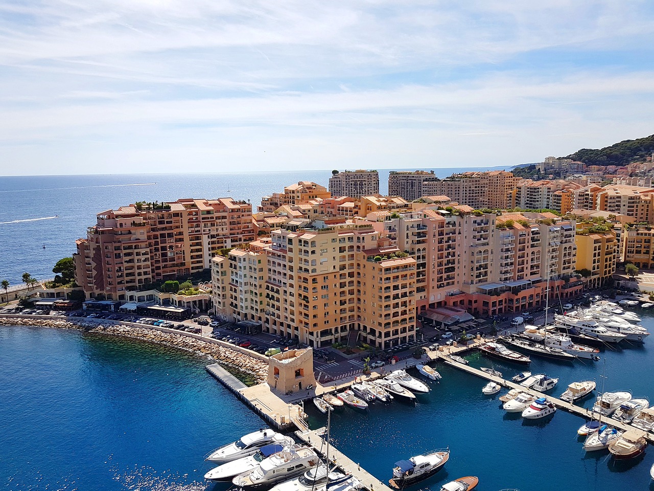 Jūrų Uostas, Monaco, Prancūzijos Riviera, Cote Dazur, Viduržemio Jūra, Vandenynas, Tamsiai Mėlyna, Pastatai, Jachta, Valtys