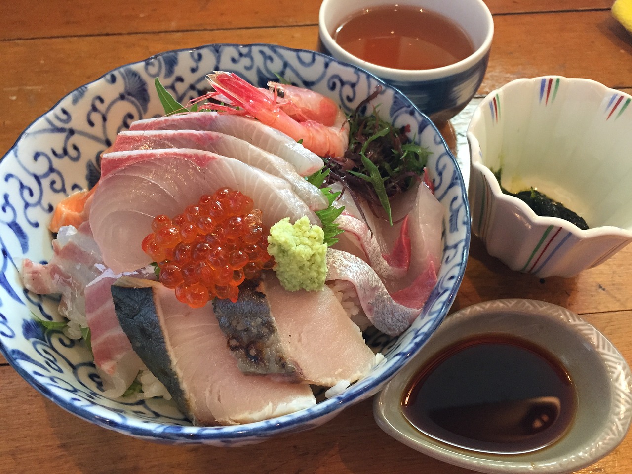 Jūros Gėrybės, Dubenėlis Ryžių, Supakuotų Su Sashimi, Japonijos Maistas, Nemokamos Nuotraukos,  Nemokama Licenzija