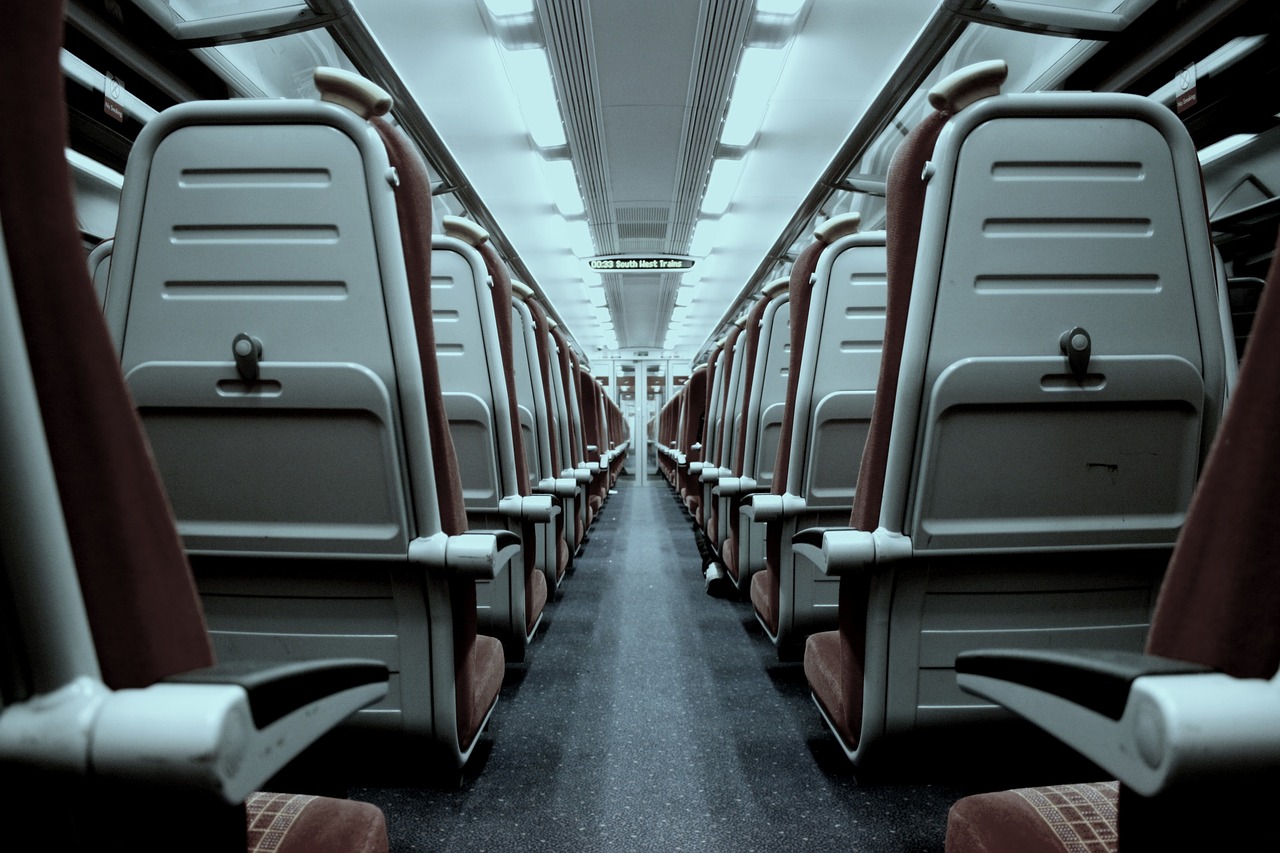 Sėdynės, Traukinys, Transporto Sistema, Kelionė, Nemokamos Nuotraukos,  Nemokama Licenzija