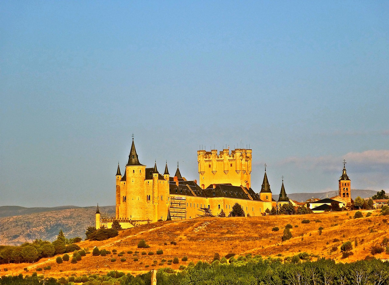 Segovia, Ispanija, Paminklas, Alkazaras, Castillo Segovia, Tvirtovė, Nemokamos Nuotraukos,  Nemokama Licenzija