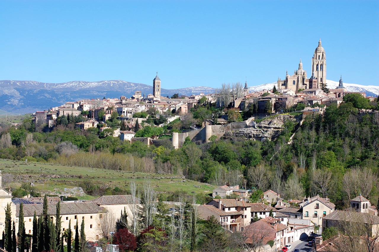 Segovia, Katedra, Paminklas, Miestas, Architektūra, Ispanija, Turizmas, Paveldas, Bažnyčia, Dangus