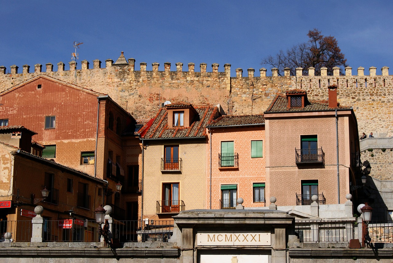 Segovia, Ispanija, Paminklas, Architektūra, Siena, Namai, Miesto, Centras, Miestas, Nemokamos Nuotraukos