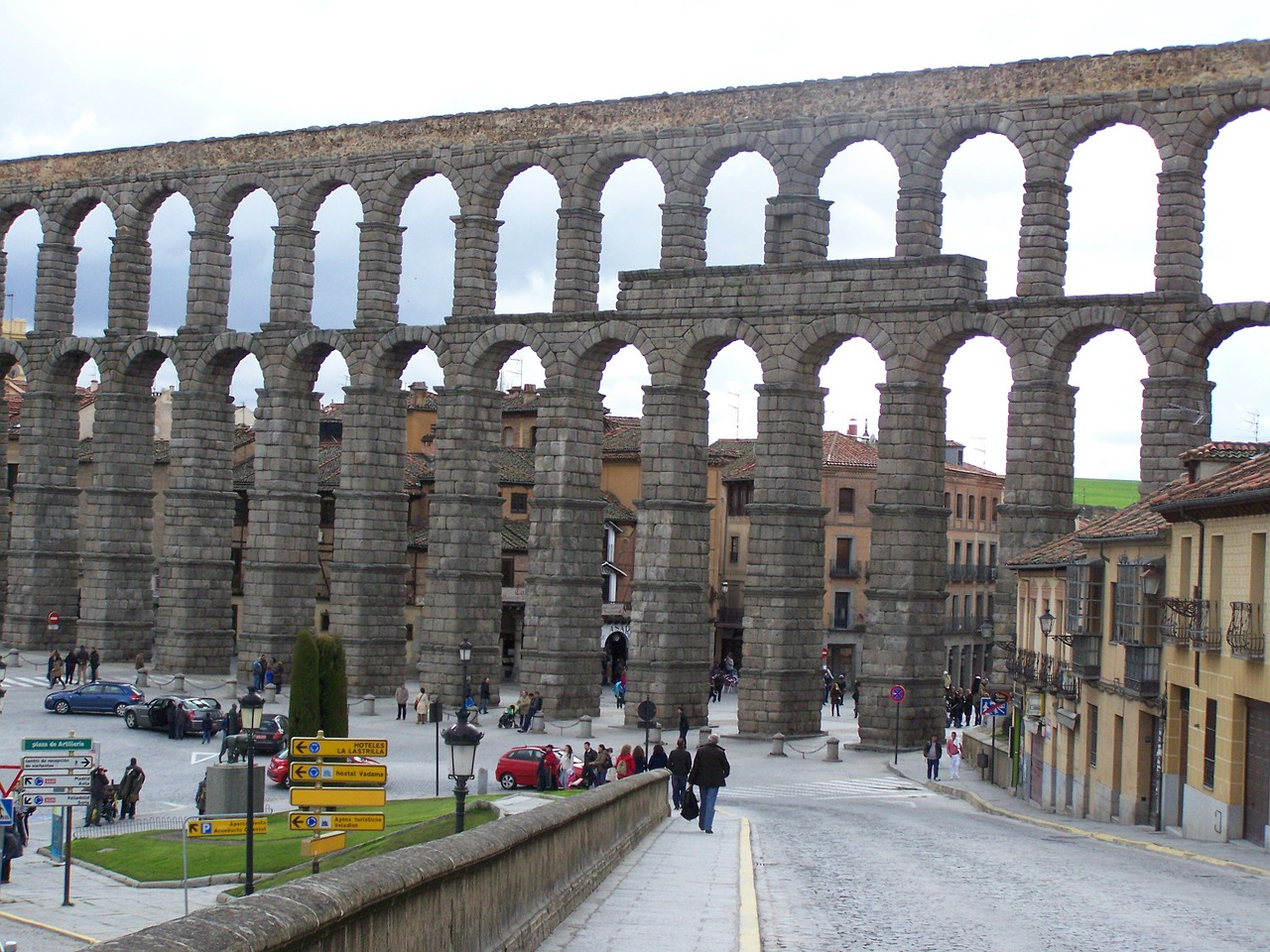 Segovia, Akvedukas, Azoguejo, Paminklas, Viešieji Darbai, Architektūra, Romėnų, Nemokamos Nuotraukos,  Nemokama Licenzija
