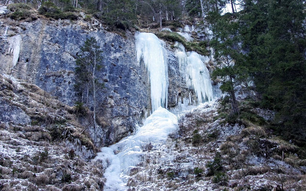 Serrai Di Sottoguda, Dolomitai, Ledo Kritimas, Marmolada, Malga Ciapela, Sottoguda, Belluno, Veneto, Italy, Balta