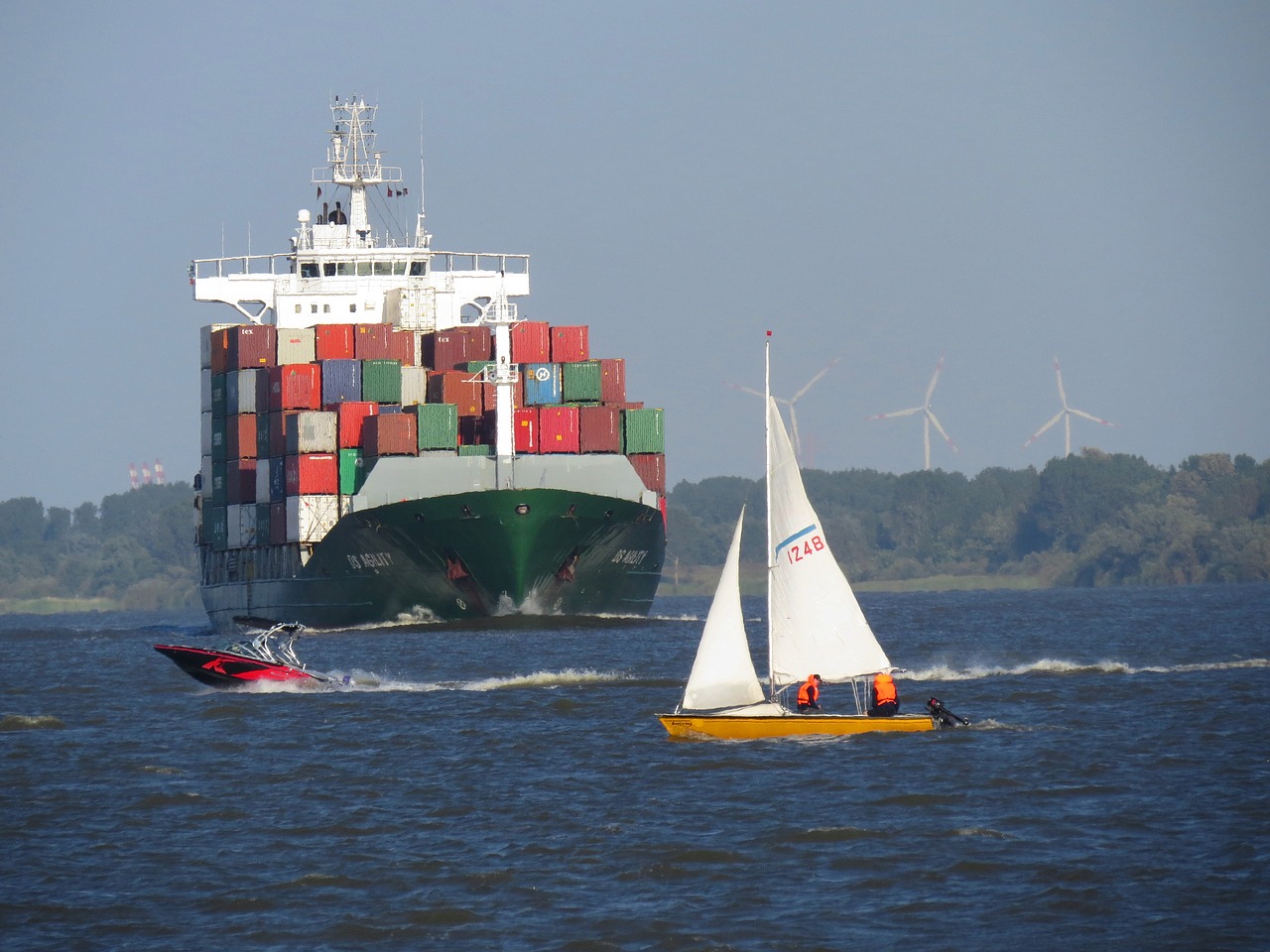 Laivas, Konteineris, Elbe, Jūrų Transportas, Uostas, Konteinerių Laivas, Laivyba, Krovinys, Vanduo, Transportas