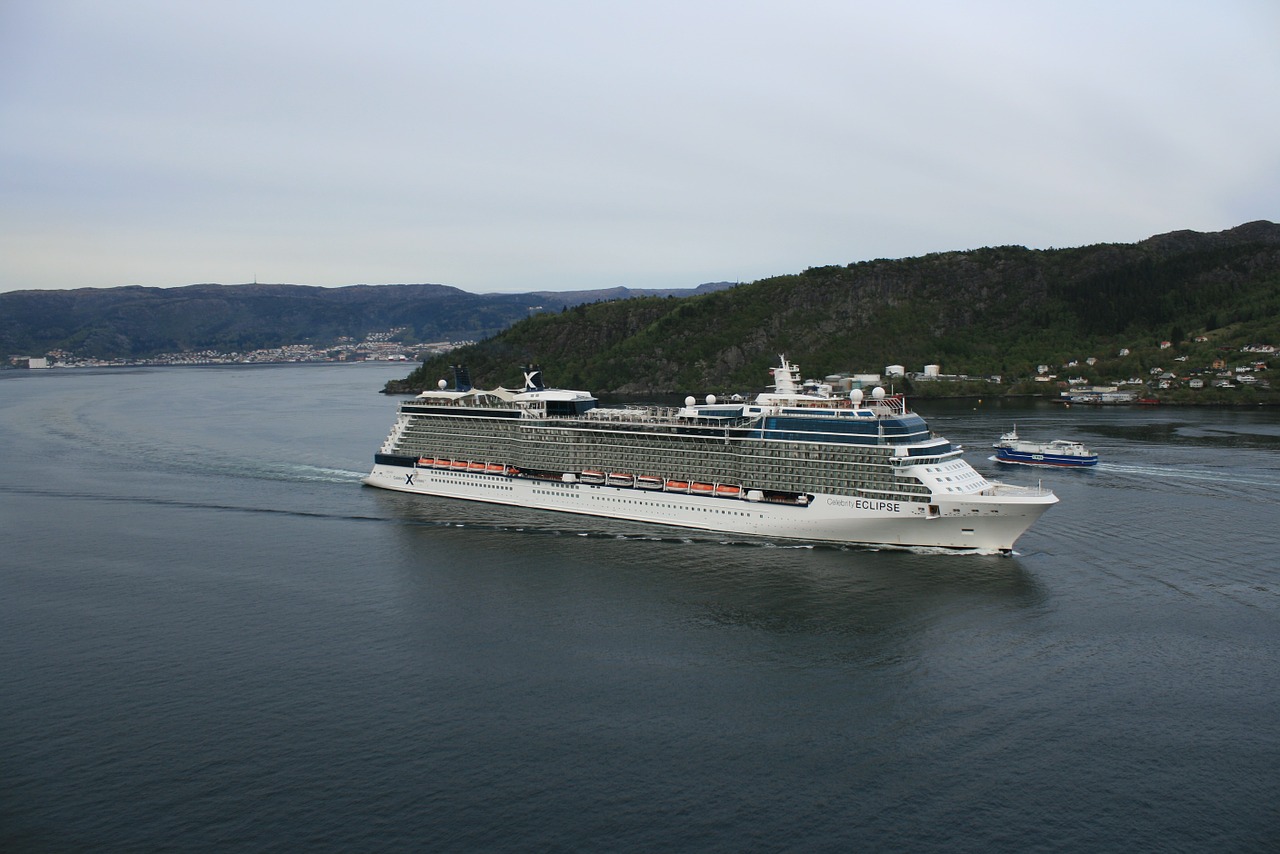 Laivas, Laivas, Gabenimas, Kruizas, Transportas, Navigacija, Bergen, Norvegija, Nemokamos Nuotraukos,  Nemokama Licenzija