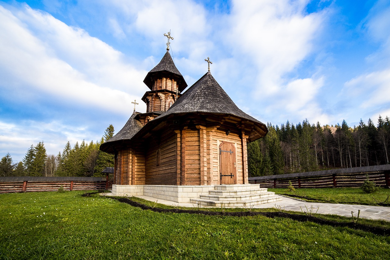 Sihastria Vienuolynas Putnei, Bukovina, Rumunija, Nemokamos Nuotraukos,  Nemokama Licenzija