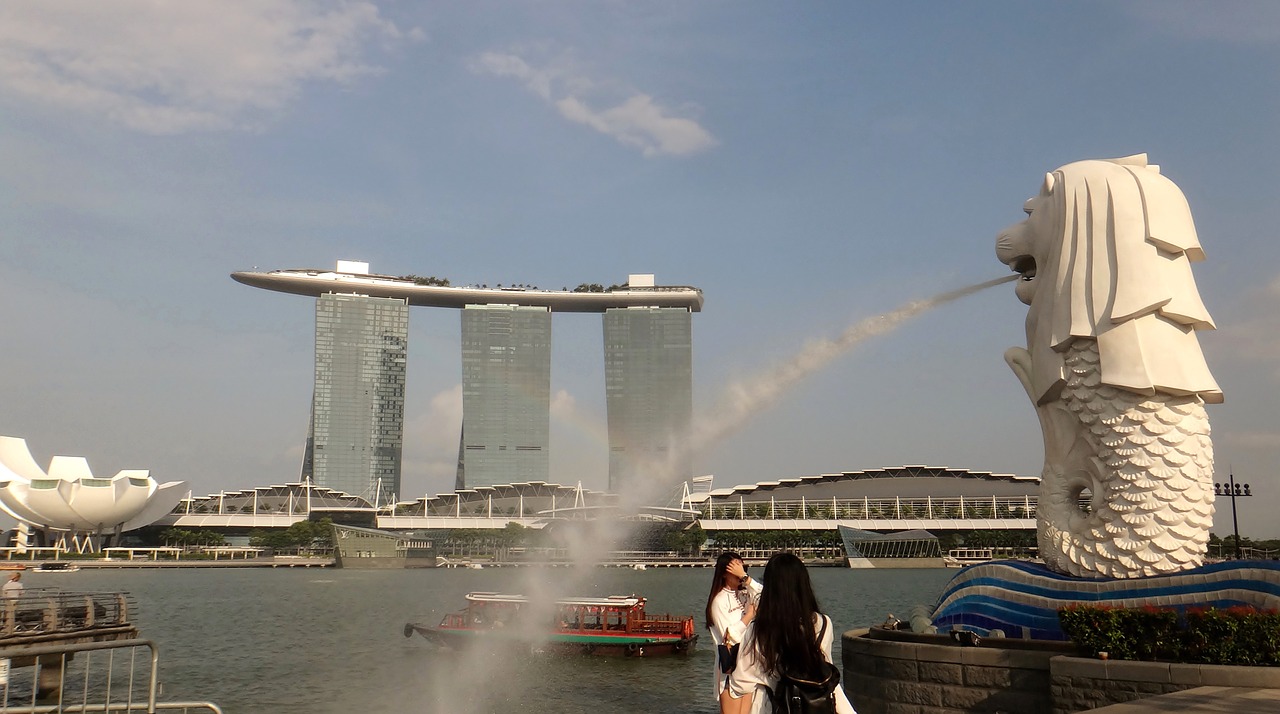 Singapūras, Merlionas, Purkšti, Vanduo, Architektūra, Miesto Panorama, Orientyras, Miesto Panorama, Metropolis, Kelionė