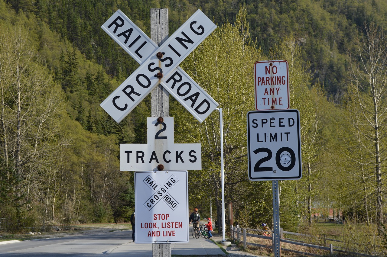 Skagway, Alaska, Usa, Eismo Signalas, Geležinkelio Pervaža, Greičio Ribojimas, Nemokamos Nuotraukos,  Nemokama Licenzija