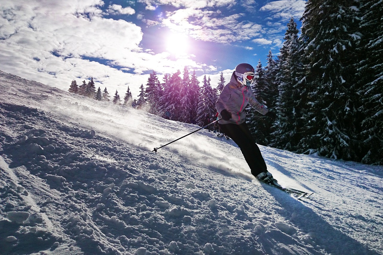 Slidinėjimas, Mergaitė, Saulė, Sniegas, Žiema, Slidinėjimas, Sportas, Kalnas, Linksma, Slidininkas