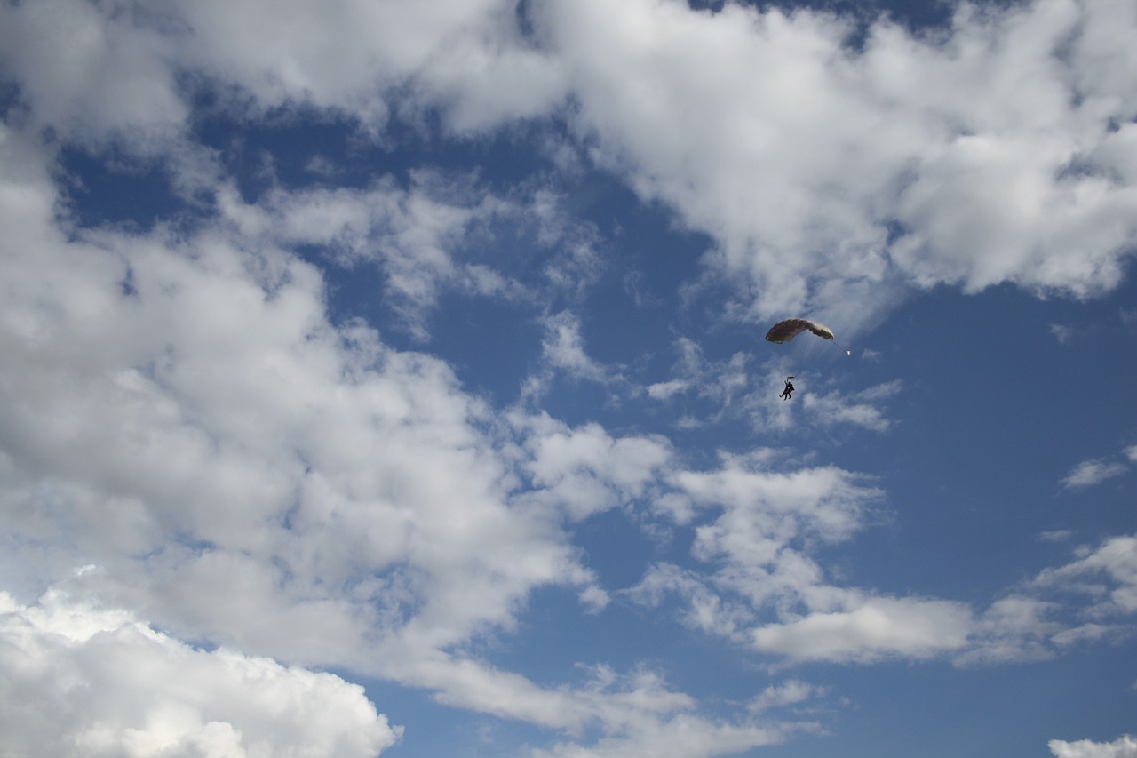 Skydive, Skydever, Dangus, Parašiutas, Ekstremalus Sportas, Nuotykis, Parašiutautojas, Debesis, Nemokamos Nuotraukos,  Nemokama Licenzija