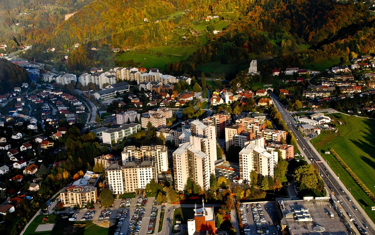 Slovenia, Oru, Kalvos, Mėlynas, Dangus, Žalias, Oras, Debesys, Gamta, Lauke