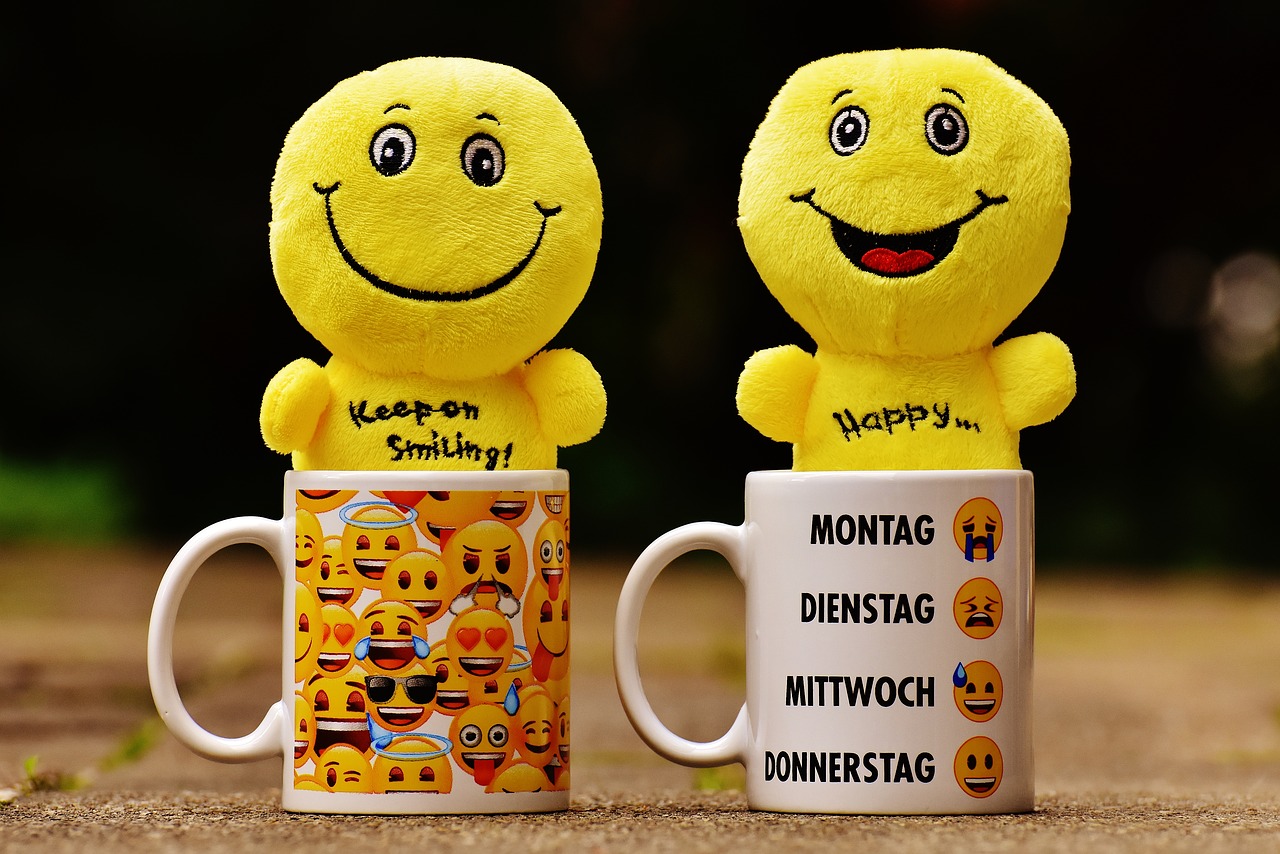 Šypsenėlės, T, Geltona, Juokinga, Džiaugsmas, Šypsenėlė, Emoji, Smiley, Laimingas, Šypsena