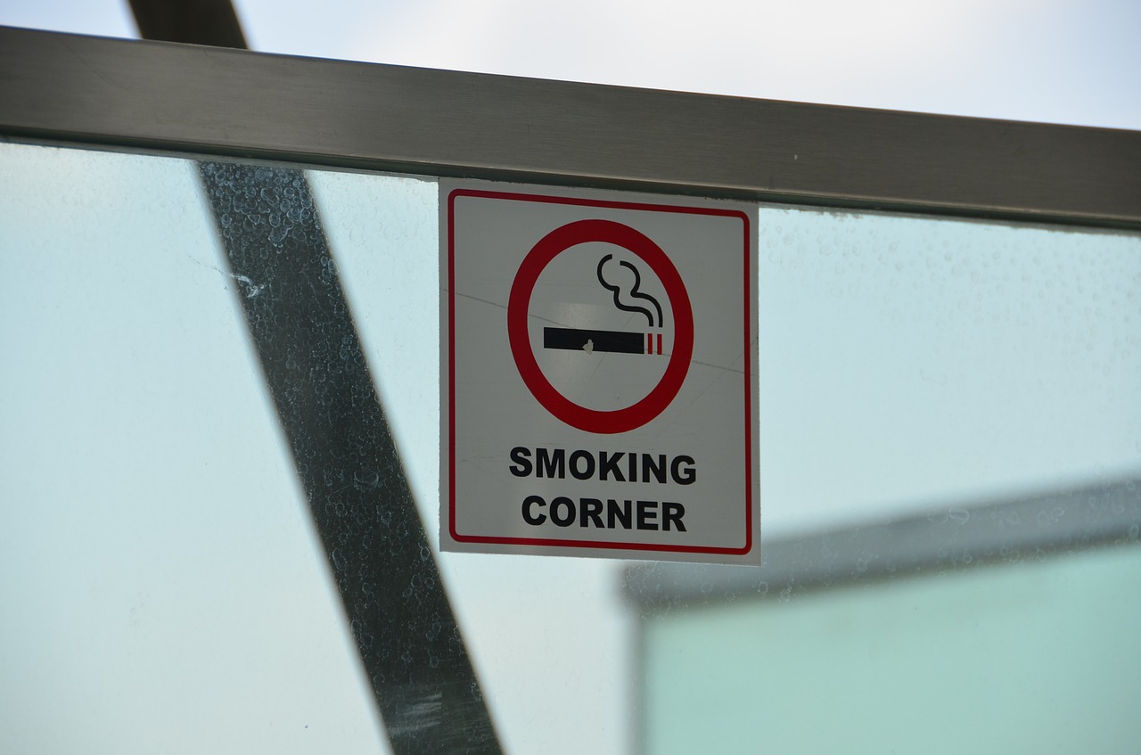 Rūkančiųjų Kampelis, Rūkymas, Cigarečių, Nemokamos Nuotraukos,  Nemokama Licenzija