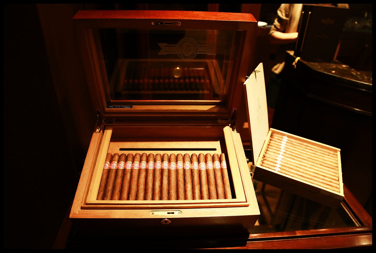 Rūkymas,  Cigarai,  Tabakas,  Montekristas,  Ba Na,  Kuba, Nemokamos Nuotraukos,  Nemokama Licenzija