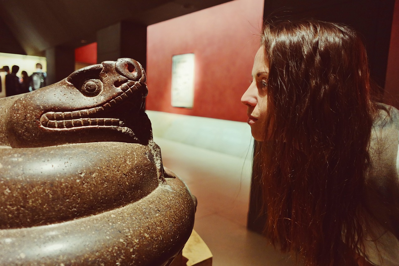 Gyvatė,  Skulptūra,  Moteris,  Veidas,  Britų Muziejus,  Londonas,  Anglija,  Uk,  Jungtinė Karalystė,  Pritraukimas
