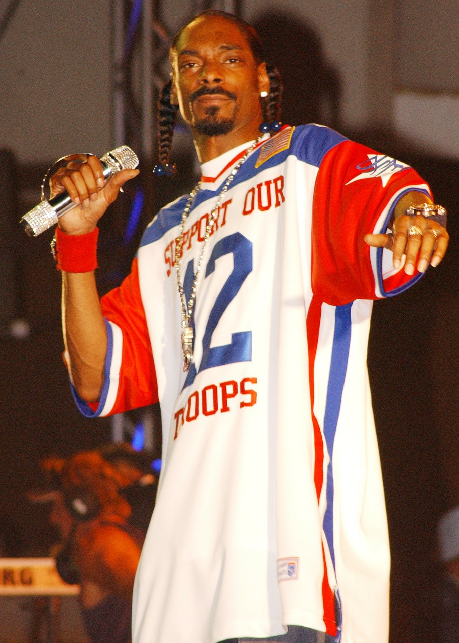 Snoop Šuo, Rap, Dainininkė, Pramogų Atlikėjas, Aktorius, Žinomas, Žinomas, Garsenybė, Dainuoti, Linksmas