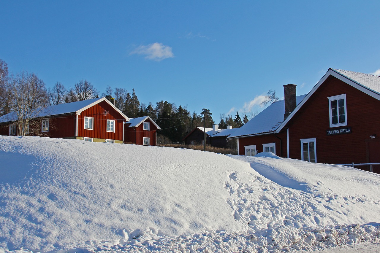 Sniegas, Žiema, Šaltas, Gražus, Raudona, Tradicinis, Mediena, Namelis, Švedijos, Kaimas