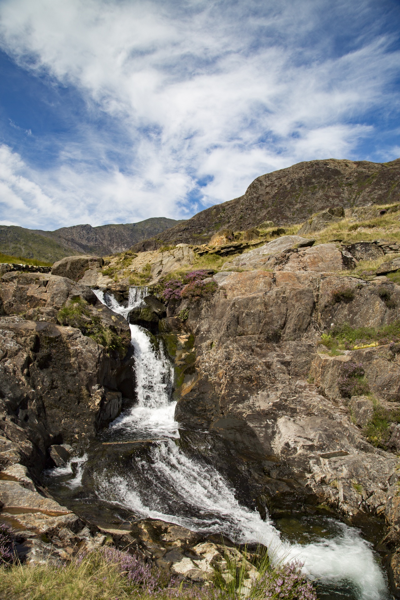 Snieguotė,  Slėnis,  Valų Kalba,  Kalnai,  Snowdon,  Uk,  Lauke,  Kiauras,  Kalnas,  Natūralus