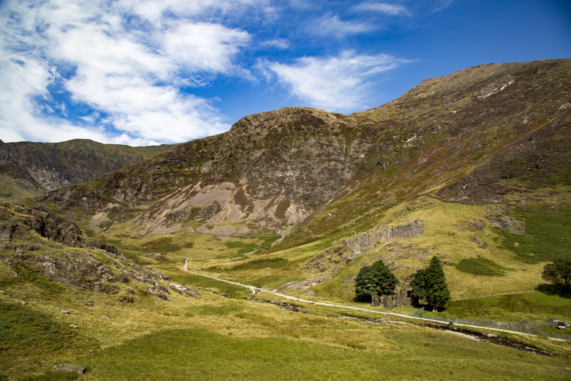 Snieguotė,  Slėnis,  Valų Kalba,  Kalnai,  Snowdon,  Uk,  Lauke,  Kiauras,  Kalnas,  Natūralus