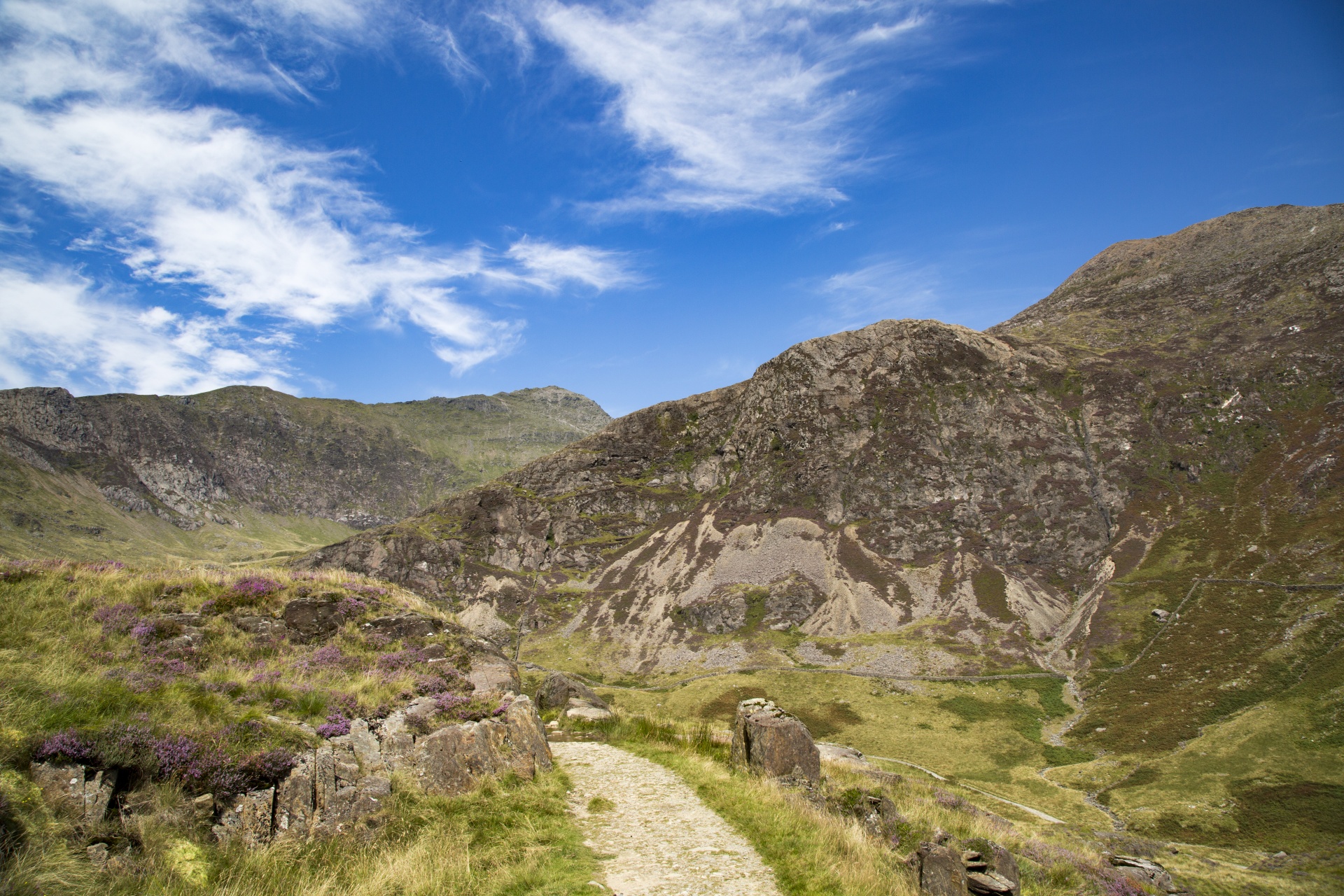 Snieguotė,  Slėnis,  Valų Kalba,  Kalnai,  Snowdon,  Uk,  Lauke,  Kiauras,  Kalnas,  Natūralus