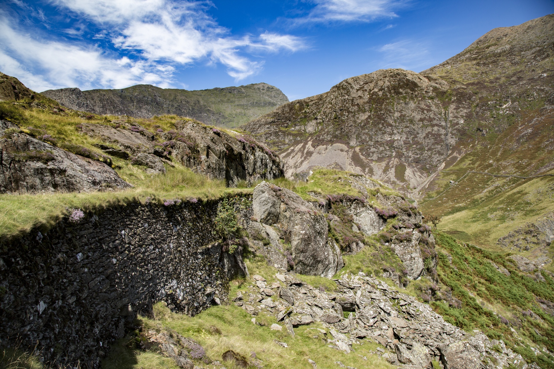 Snieguotė,  Slėnis,  Valų Kalba,  Kalnai,  Snowdon,  Uk,  Lauke,  Kiauras,  Kalnas,  Natūralus