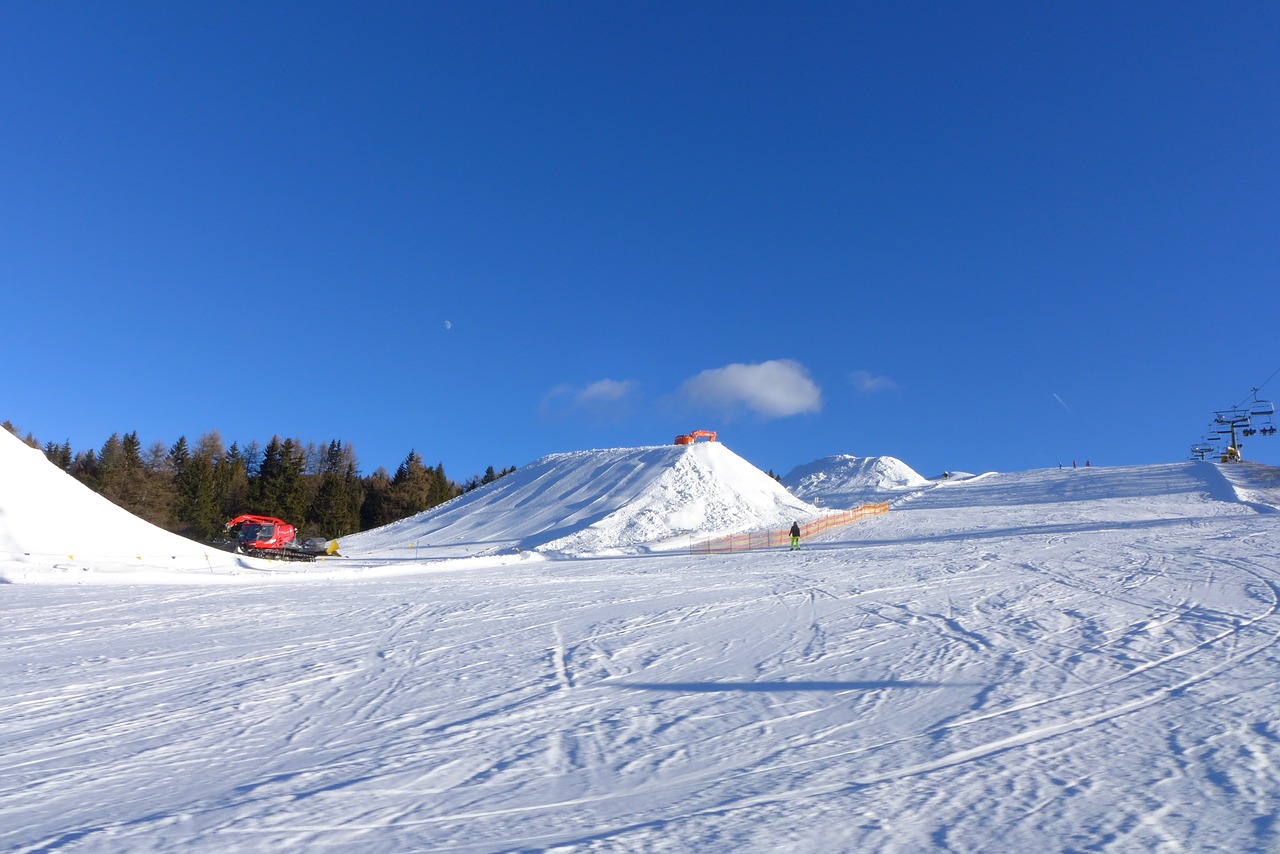 Sniego Parkas, Dirbtinis Sniegas, Sniego Valytojai, Alpe Di Siusi, Stover Alm, South Tyrol, Sudtirol, Sniegas, Snieglentė, Freestyle Ski