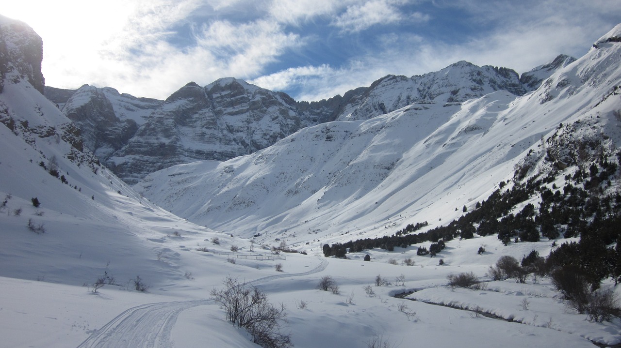 Snowshoes, Aragoniečių Pirenai, Pirėnai, Aragonas, Kraštovaizdis, Kalnas, Ispanija, Huesca, Gamta, Sniegas