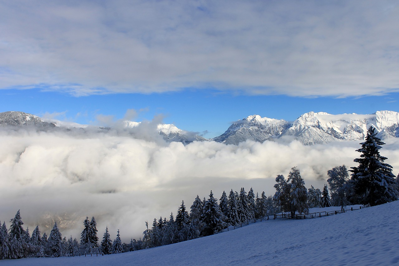 Snieguotas Kraštovaizdis, Žiemos Peizažas, Alpės, South Tyrol, Debesys, Gamta, Kalnai, Kraštovaizdis, Pušys, Snieguotas Kalnų Viršūnė