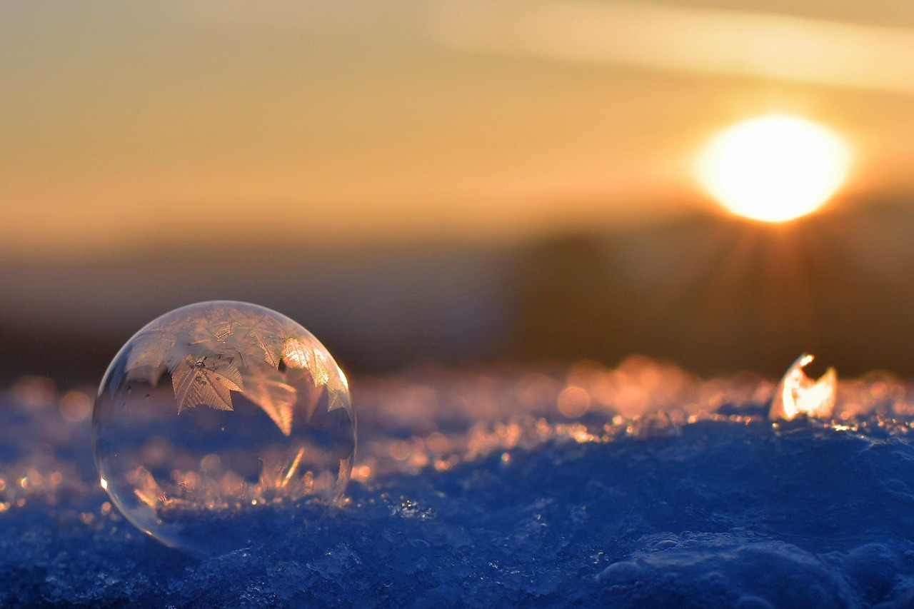 Muilo Burbulas, Sušaldyta, Užšalęs Burbulas, Eiskristalio, Žiema, Šaltas, Rutulys, Ledas, Kristalai, Ledas