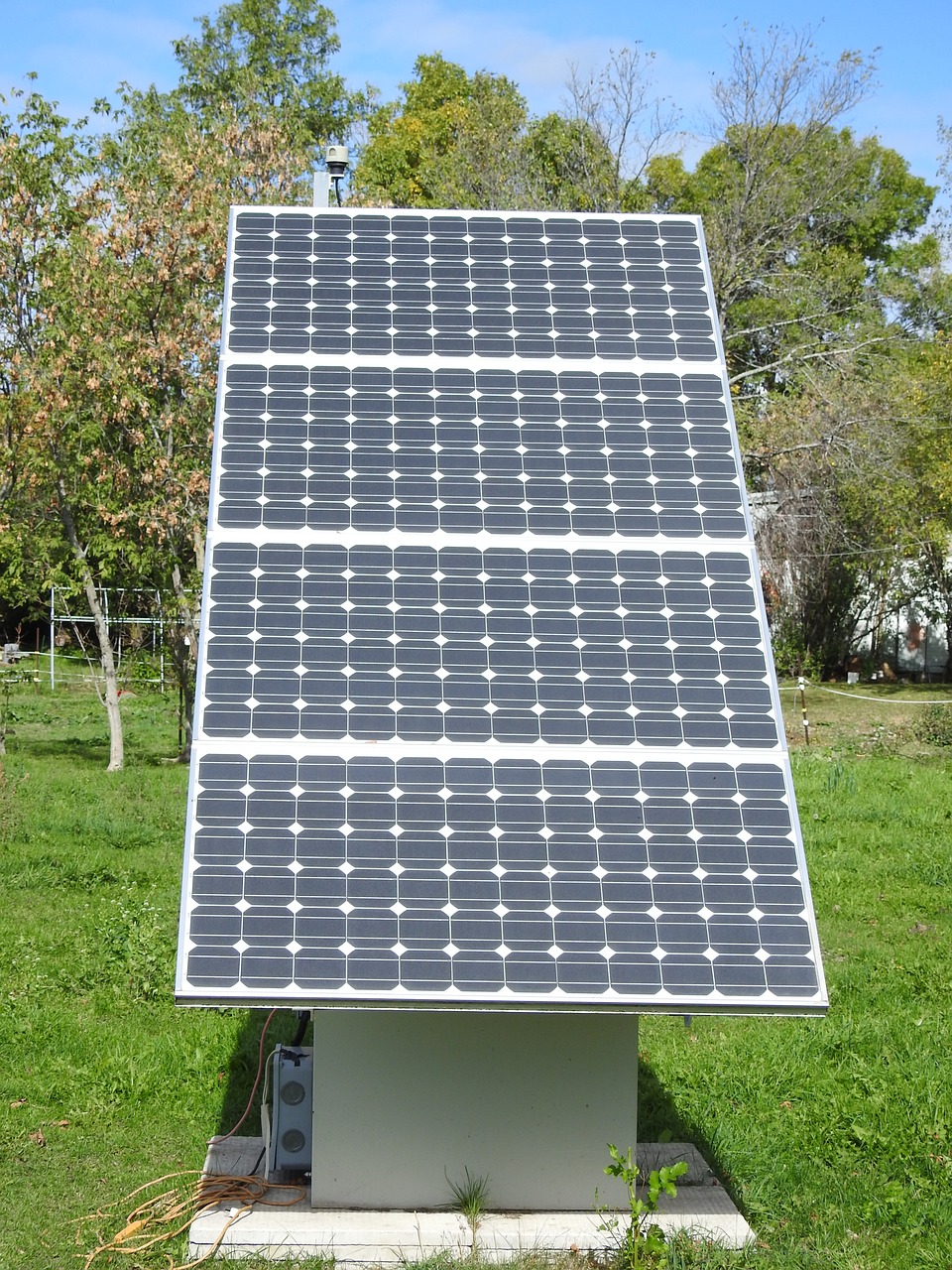 Saulės Elektrinė 120V Ac, Žalioji Energija, Atsarginės Baterijos, 750 Vatai, Nemokamos Nuotraukos,  Nemokama Licenzija