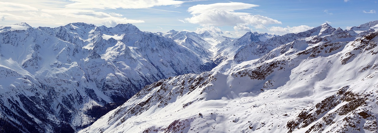 Sölden, Austria, Slidinėjimas, Kalnai, Alpės, Gamta, Šlaitai, Sniego Viršutinės Smailės, Sniegas, Nusileidimas