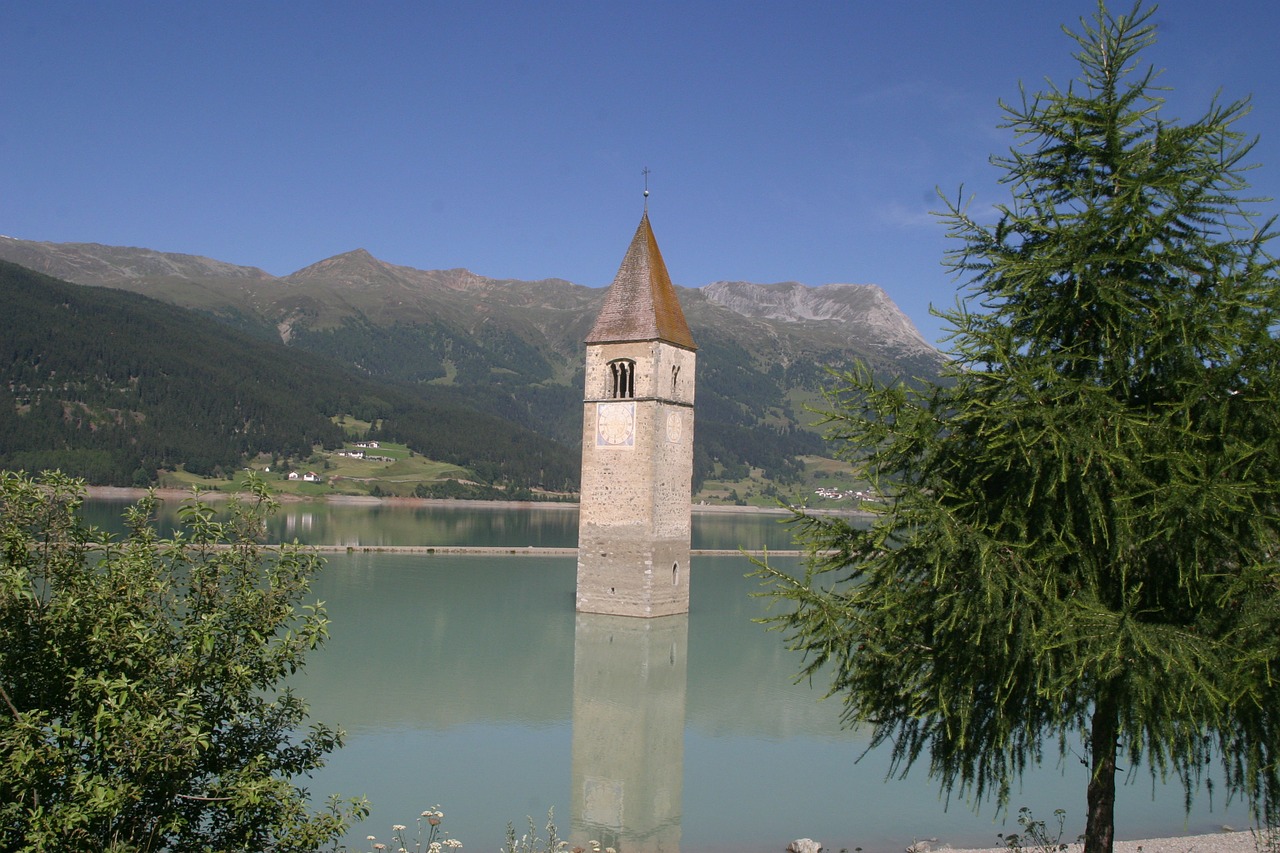 South Tyrol, Italy, Val Venosta, Nuskendusios Bažnyčios, Ežeras, Kalnai, Bokštas, Nemokamos Nuotraukos,  Nemokama Licenzija